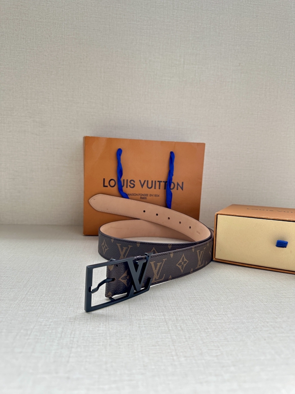 激安ルイヴィトンベルト側面デザイン